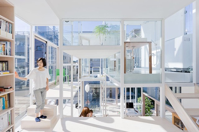 La-casa-trasparente-di-Sou-Fujimoto-Architects-02